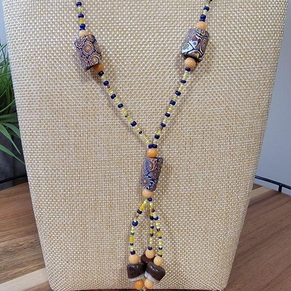 Slip on seed and African Trade Bead Tassel Necklace - Picture 6 of 13